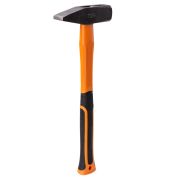 Молоток слесарный, 800 гр, кованый, с усилен. прорезиненной фиберглассовой рукояткой «Алмаз» TDM